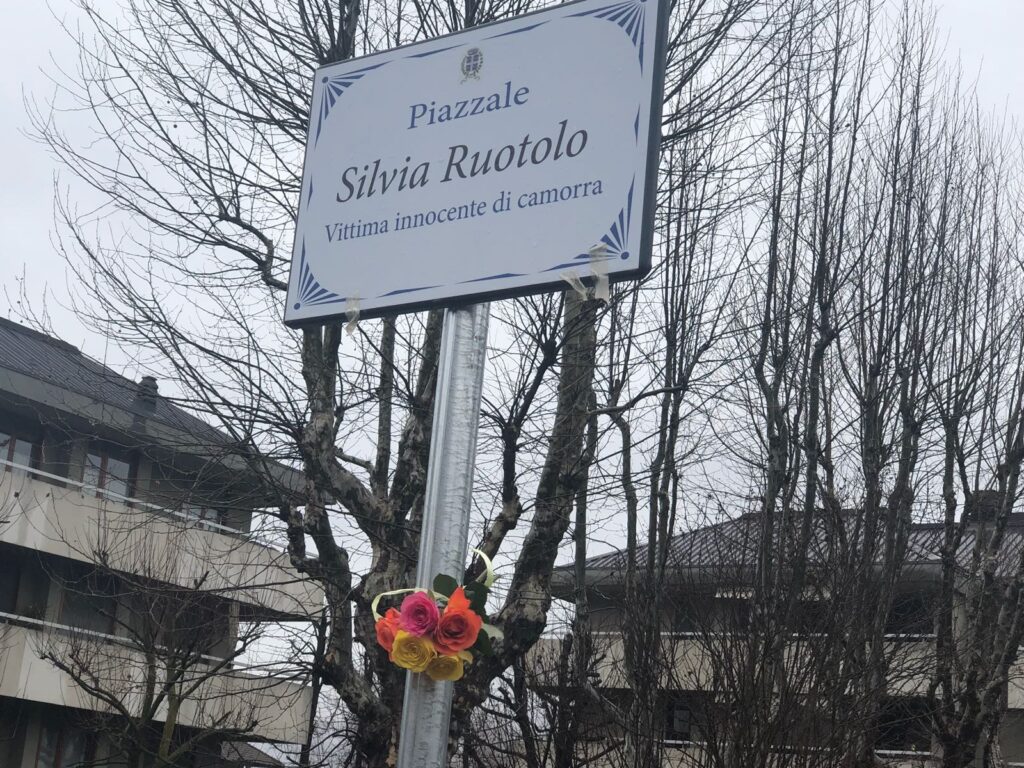Silvia Ruotolo, l'intitolazione del piazzale
