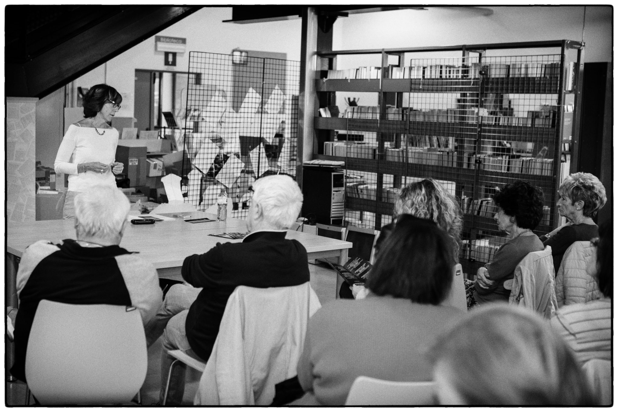 La presentazione degli incontri 2018-2019 dell'associazione Circolarmente, avvenuta nella biblioteca Primo Levi il 5 ottobre 2018