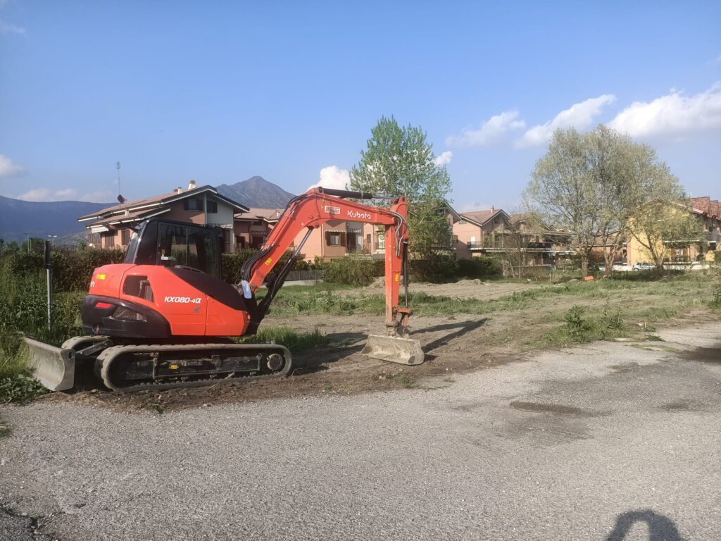 I lavori all'area cani di via Falcone