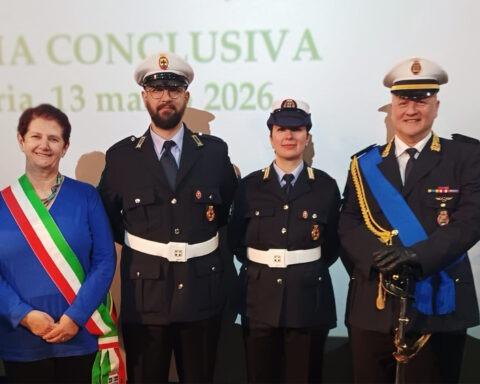 La vicesindaco Paola Babbini con Giuseppe Andrea Mariano Tonelli, Ilaria Massa Bova e il vicecomandante della Polizia locale Adriano Nicola