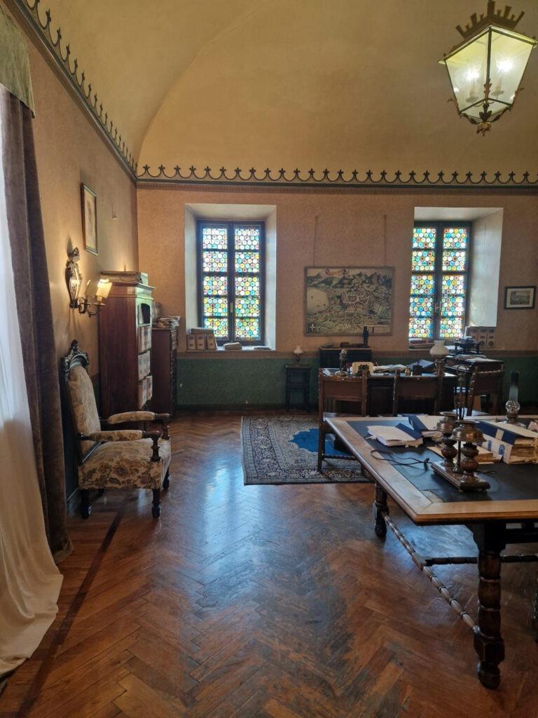 Alcune scene della serie tv Netflix sono state girate ad Avigliana alla fine di maggio 2025