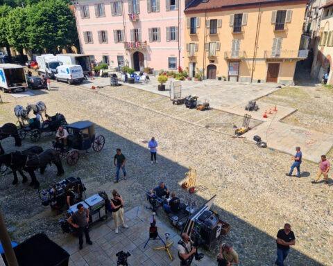 Alcune scene della serie tv Netflix sono state girate ad Avigliana alla fine di maggio 2025